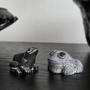 Wolf Original Frog Sculptures The Wolf Sculptures Soapstone Toad Made in Canada